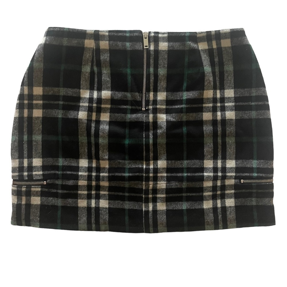 Lovers + Friends Good To Be Bad Mini Insulated Skirt in Plaid Large - Picture 3 of 9